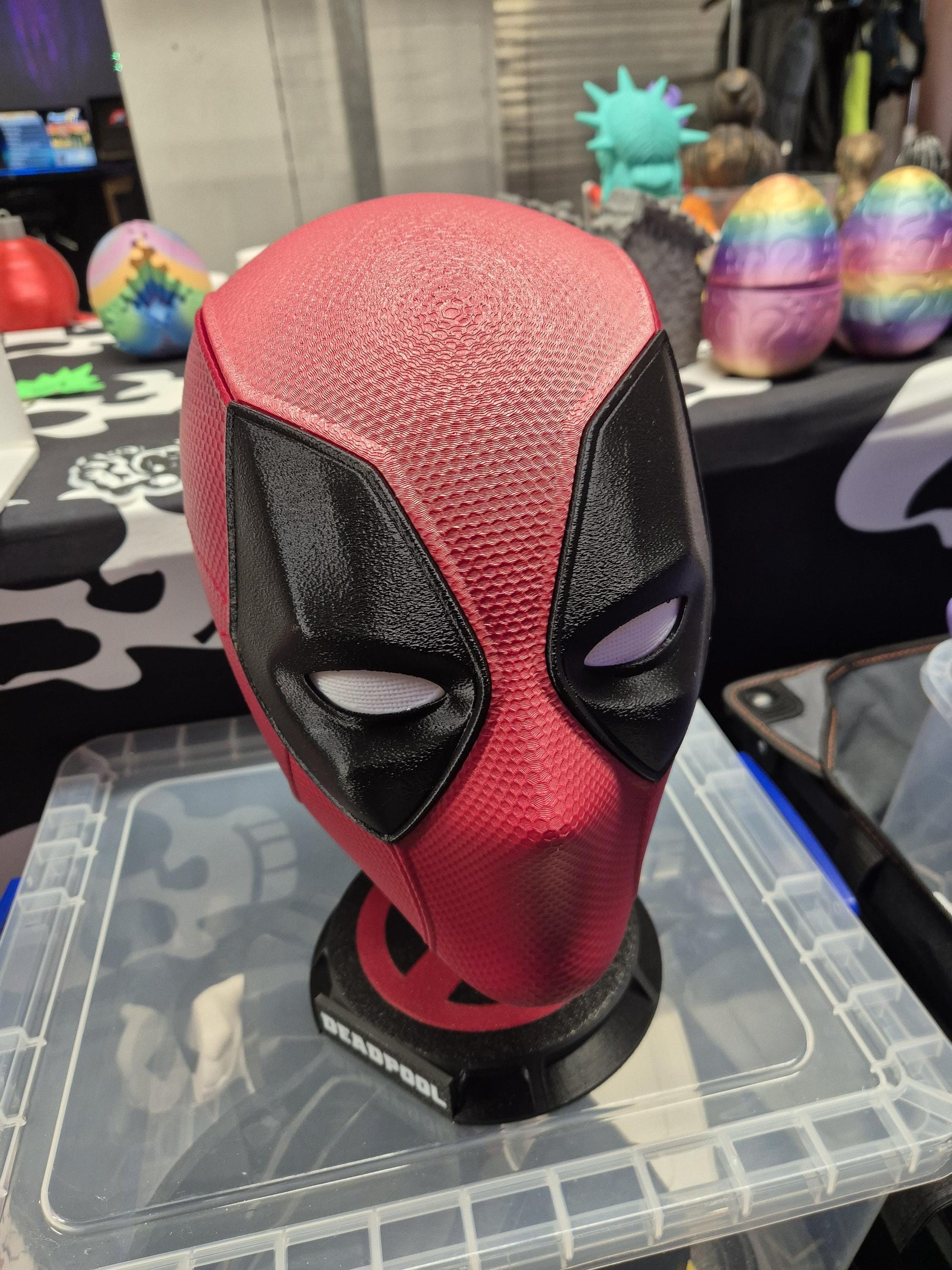 deadpool helmet